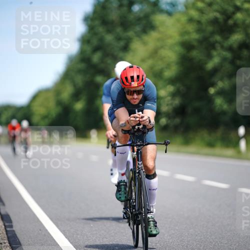 21.06.2026 - Viking Triathlon Michael Burmester http://msf.ph/oto/9877256 21.06.2026 13:00:24 Radfahren 363, 458, 539 meine-sportfotos.de