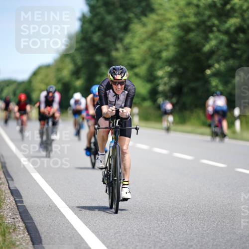 21.06.2026 - Viking Triathlon Michael Burmester http://msf.ph/oto/9877360 21.06.2026 13:00:54 Radfahren 138, 283, 377, 416, 511, 515, 521, 529, 542, 664 meine-sportfotos.de