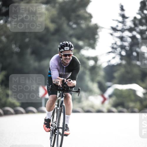 21.06.2026 - 29. Vierlanden-Triathlon H.Heesch http://msf.ph/oto/9877407 21.06.2026 09:03:11 Radfahren 167, 171 meine-sportfotos.de