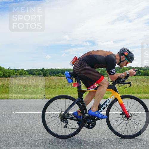 21.06.2026 - Viking Triathlon Michael Burmester http://msf.ph/oto/9877445 21.06.2026 12:05:11 Radfahren 83, 98, 142, 304, 474, 642 meine-sportfotos.de