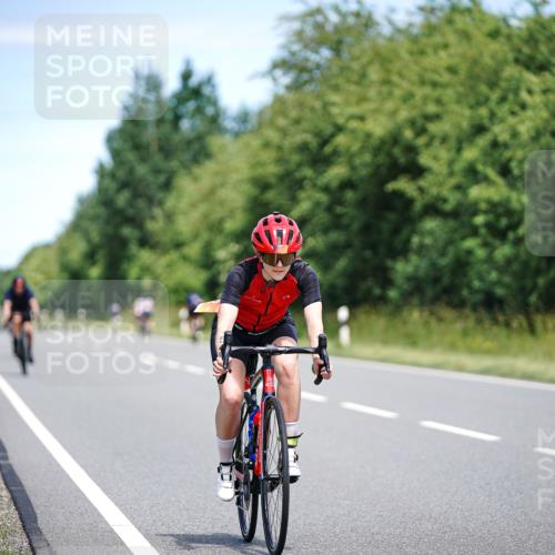 21.06.2026 - Viking Triathlon Michael Burmester http://msf.ph/oto/9877461 21.06.2026 13:01:01 Radfahren 138, 283, 377, 416, 511, 515, 521, 542, 664 meine-sportfotos.de