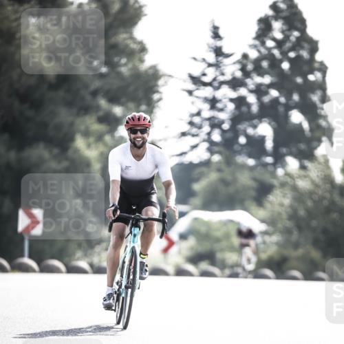 21.06.2026 - 29. Vierlanden-Triathlon H.Heesch http://msf.ph/oto/9877471 21.06.2026 09:03:37 Radfahren 33, 126 meine-sportfotos.de