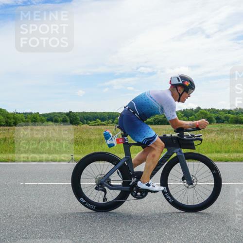 21.06.2026 - Viking Triathlon Michael Burmester http://msf.ph/oto/9877487 21.06.2026 12:05:36 Radfahren 16, 41, 53, 56, 86, 94, 132, 136, 165, 189, 198, 219, 239, 256, 304, 364, 382, 407, 429, 442, 456, 546, 634, 668 meine-sportfotos.de
