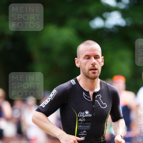 21.06.2026 - 29. Vierlanden-Triathlon LAZAROV Photography http://msf.ph/oto/9877509 21.06.2026 11:37:18 Laufen 78 meine-sportfotos.de