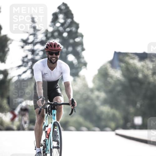 21.06.2026 - 29. Vierlanden-Triathlon H.Heesch http://msf.ph/oto/9877513 21.06.2026 09:03:37 Radfahren 33, 126 meine-sportfotos.de