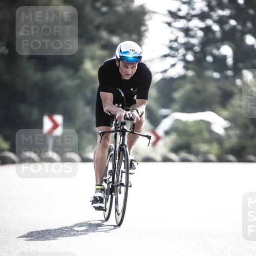 21.06.2026 - 29. Vierlanden-Triathlon H.Heesch http://msf.ph/oto/9877591 21.06.2026 09:03:50 Radfahren 26, 124 meine-sportfotos.de
