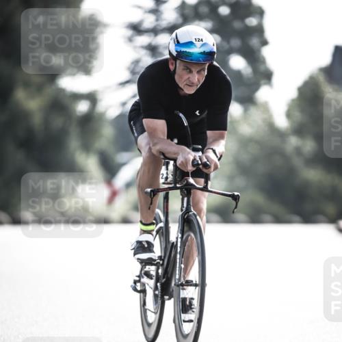 21.06.2026 - 29. Vierlanden-Triathlon H.Heesch http://msf.ph/oto/9877615 21.06.2026 09:03:51 Radfahren 26, 124 meine-sportfotos.de