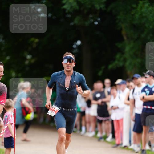 21.06.2026 - 29. Vierlanden-Triathlon LAZAROV Photography http://msf.ph/oto/9877616 21.06.2026 11:38:34 Laufen 202, 32 meine-sportfotos.de