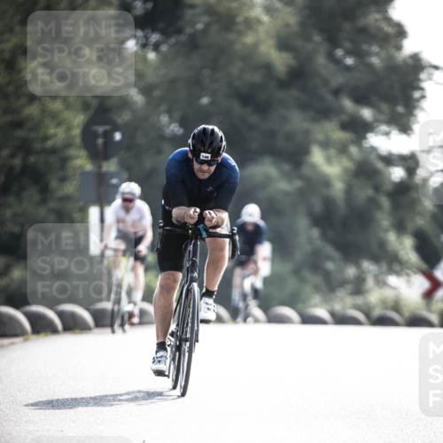 21.06.2026 - 29. Vierlanden-Triathlon H.Heesch http://msf.ph/oto/9877626 21.06.2026 09:04:42 Radfahren 50, 81, 98, 146 meine-sportfotos.de