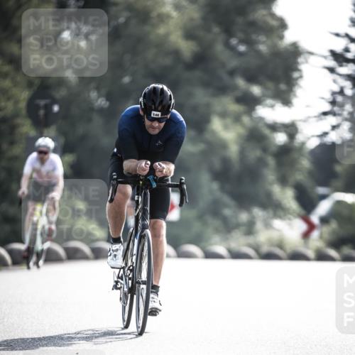 21.06.2026 - 29. Vierlanden-Triathlon H.Heesch http://msf.ph/oto/9877643 21.06.2026 09:04:43 Radfahren 50, 81, 98, 146 meine-sportfotos.de