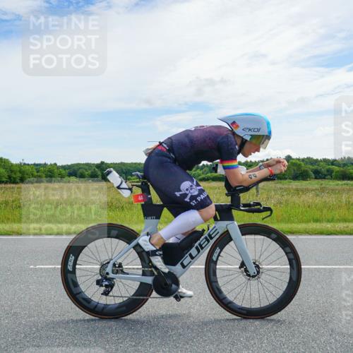 21.06.2026 - Viking Triathlon Michael Burmester http://msf.ph/oto/9877646 21.06.2026 12:07:26 Radfahren 44, 97, 118, 163, 166, 226, 245, 267, 316, 387, 419, 562, 562 meine-sportfotos.de