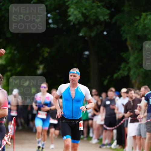 21.06.2026 - 29. Vierlanden-Triathlon LAZAROV Photography http://msf.ph/oto/9877687 21.06.2026 11:39:40 Laufen  meine-sportfotos.de