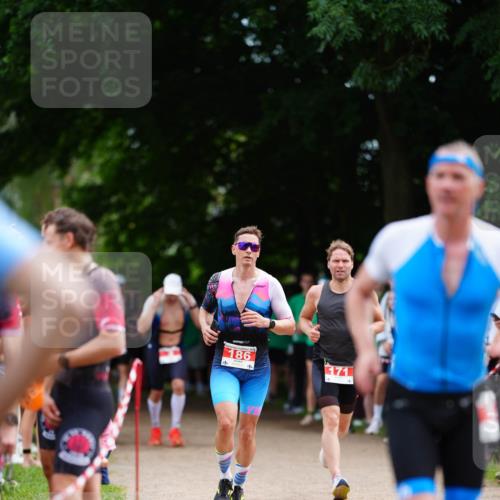 21.06.2026 - 29. Vierlanden-Triathlon LAZAROV Photography http://msf.ph/oto/9877691 21.06.2026 11:39:41 Laufen 186, 171 meine-sportfotos.de