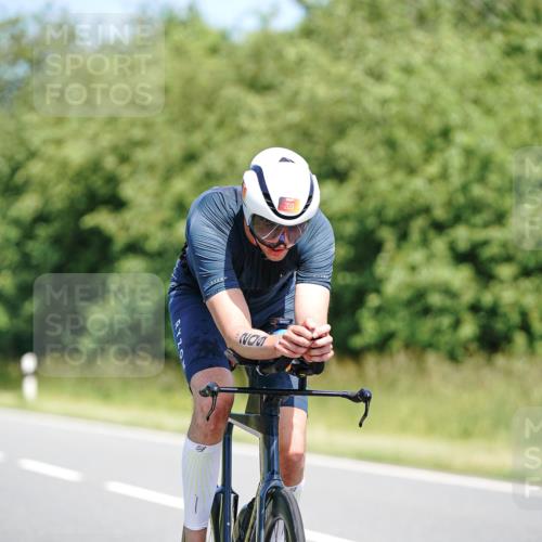 21.06.2026 - Viking Triathlon Michael Burmester http://msf.ph/oto/9877720 21.06.2026 13:03:56 Radfahren 40, 61, 209, 498, 566, 609 meine-sportfotos.de