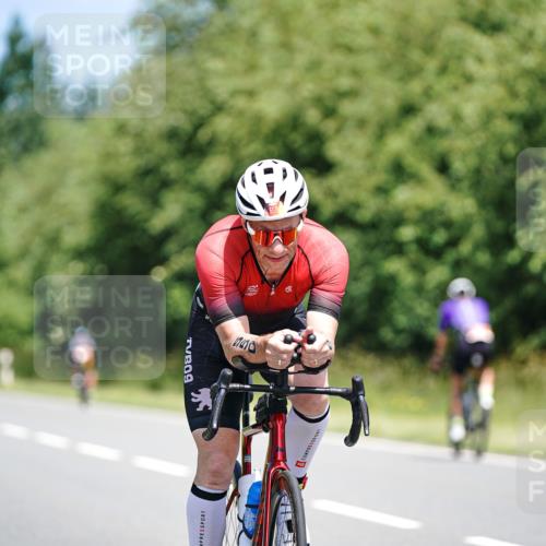 21.06.2026 - Viking Triathlon Michael Burmester http://msf.ph/oto/9877772 21.06.2026 13:04:16 Radfahren 498, 550, 624 meine-sportfotos.de