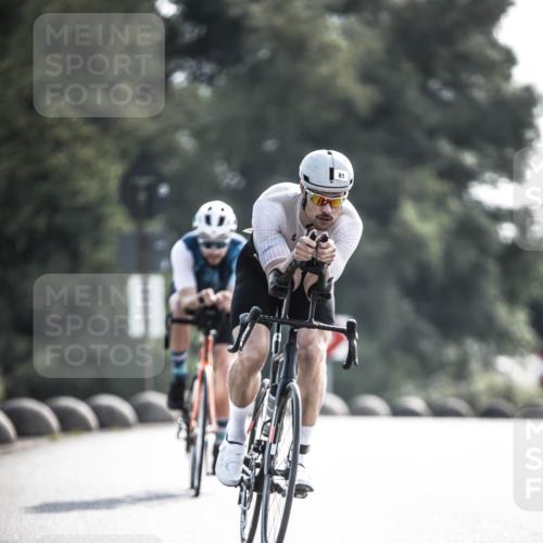21.06.2026 - 29. Vierlanden-Triathlon H.Heesch http://msf.ph/oto/9877773 21.06.2026 09:04:50 Radfahren 70, 81, 98 meine-sportfotos.de