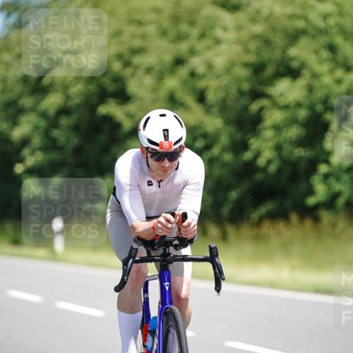 21.06.2026 - Viking Triathlon Michael Burmester http://msf.ph/oto/9877785 21.06.2026 13:04:30 Radfahren 229, 300, 624 meine-sportfotos.de