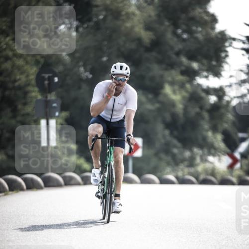 21.06.2026 - 29. Vierlanden-Triathlon H.Heesch http://msf.ph/oto/9877834 21.06.2026 09:05:31 Radfahren 58 meine-sportfotos.de