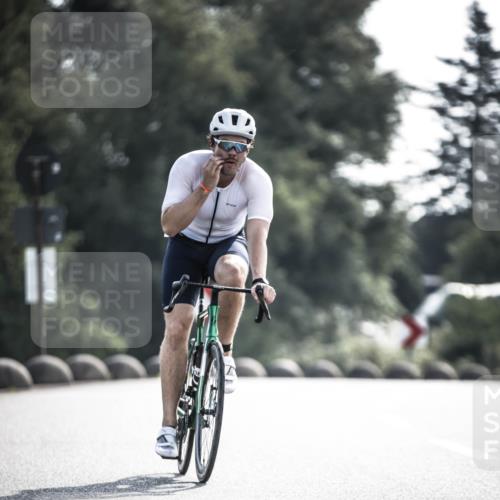 21.06.2026 - 29. Vierlanden-Triathlon H.Heesch http://msf.ph/oto/9877852 21.06.2026 09:05:32 Radfahren 58 meine-sportfotos.de
