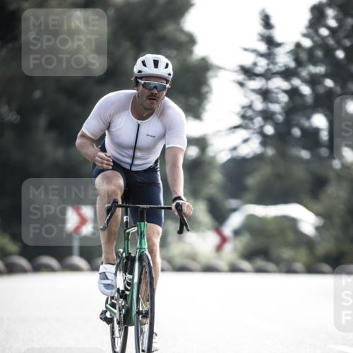 21.06.2026 - 29. Vierlanden-Triathlon H.Heesch http://msf.ph/oto/9877871 21.06.2026 09:05:32 Radfahren 58 meine-sportfotos.de