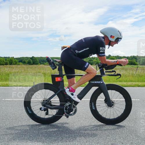 21.06.2026 - Viking Triathlon Michael Burmester http://msf.ph/oto/9877910 21.06.2026 12:11:22 Radfahren 76, 77, 87, 111, 114, 154, 186, 291, 355, 356, 413, 433, 447, 454, 464, 552, 579, 627, 655 meine-sportfotos.de
