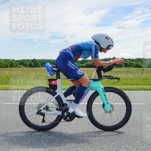 21.06.2026 - Viking Triathlon Michael Burmester http://msf.ph/oto/9877929 21.06.2026 12:11:52 Radfahren 40, 174, 220, 286, 413, 434, 498, 512, 649 meine-sportfotos.de