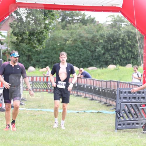 21.06.2026 - 29. Vierlanden-Triathlon Andreas Tolksdorf http://msf.ph/oto/9877955 21.06.2026 11:15:05 Ziel 358, 454, 542, 358, 454, 542 meine-sportfotos.de