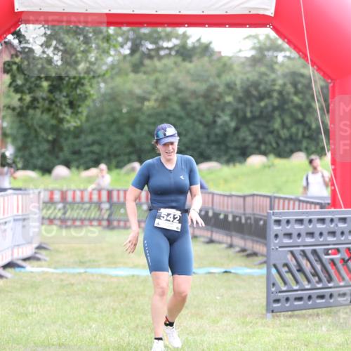 21.06.2026 - 29. Vierlanden-Triathlon Andreas Tolksdorf http://msf.ph/oto/9877978 21.06.2026 11:15:19 Ziel 473, 542, 473, 542 meine-sportfotos.de