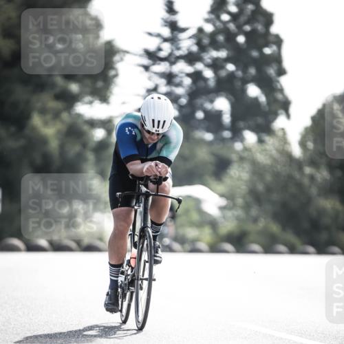21.06.2026 - 29. Vierlanden-Triathlon H.Heesch http://msf.ph/oto/9877996 21.06.2026 09:06:04 Radfahren 94, 190, 191 meine-sportfotos.de