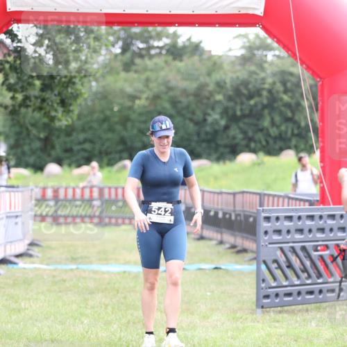 21.06.2026 - 29. Vierlanden-Triathlon Andreas Tolksdorf http://msf.ph/oto/9877998 21.06.2026 11:15:19 Ziel 473, 542, 473, 542 meine-sportfotos.de