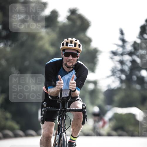 21.06.2026 - 29. Vierlanden-Triathlon H.Heesch http://msf.ph/oto/9878002 21.06.2026 09:06:05 Radfahren 94, 190, 191 meine-sportfotos.de