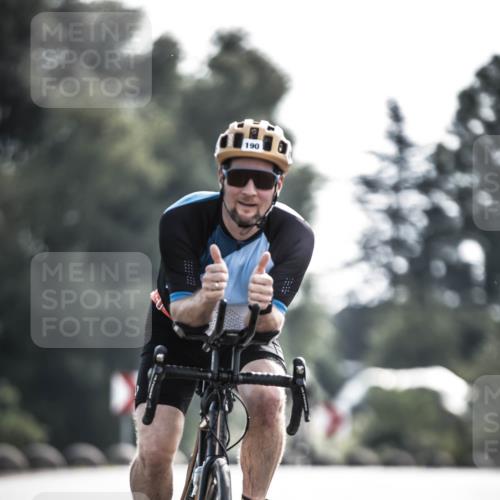 21.06.2026 - 29. Vierlanden-Triathlon H.Heesch http://msf.ph/oto/9878007 21.06.2026 09:06:05 Radfahren 94, 190, 191 meine-sportfotos.de