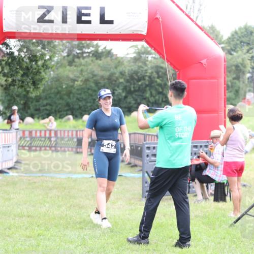 21.06.2026 - 29. Vierlanden-Triathlon Andreas Tolksdorf http://msf.ph/oto/9878011 21.06.2026 11:15:20 Ziel 473, 542, 473, 542 meine-sportfotos.de
