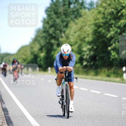 21.06.2026 - Viking Triathlon Michael Burmester http://msf.ph/oto/9878033 21.06.2026 13:06:37 Radfahren 222, 233, 264, 374, 516, 523, 636 meine-sportfotos.de