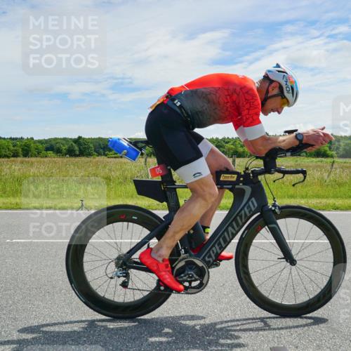 21.06.2026 - Viking Triathlon Michael Burmester http://msf.ph/oto/9878076 21.06.2026 12:13:22 Radfahren 1, 4, 14, 18, 18, 70, 92, 107, 117, 131, 151, 175, 207, 296, 376, 414, 486, 487, 506, 559, 574, 637, 664 meine-sportfotos.de