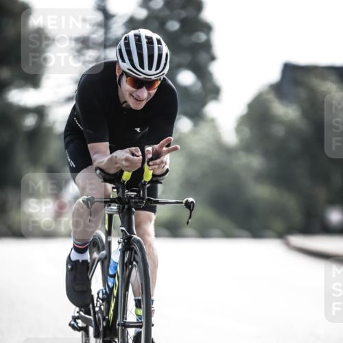 21.06.2026 - 29. Vierlanden-Triathlon H.Heesch http://msf.ph/oto/9878092 21.06.2026 09:06:11 Radfahren 92, 191 meine-sportfotos.de