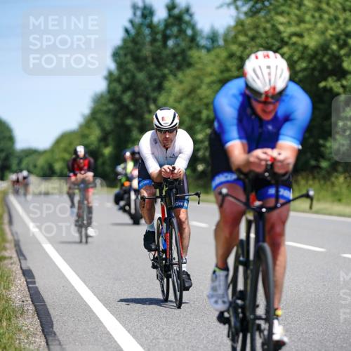 21.06.2026 - Viking Triathlon Michael Burmester http://msf.ph/oto/9878124 21.06.2026 13:06:48 Radfahren 59, 222, 233, 321, 369, 374, 516, 523, 564, 636 meine-sportfotos.de