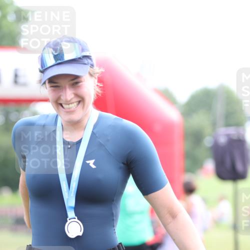21.06.2026 - 29. Vierlanden-Triathlon Andreas Tolksdorf http://msf.ph/oto/9878126 21.06.2026 11:15:32 Ziel  meine-sportfotos.de