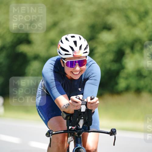 21.06.2026 - Viking Triathlon Michael Burmester http://msf.ph/oto/9878187 21.06.2026 13:06:59 Radfahren 59, 59, 321, 369, 564 meine-sportfotos.de