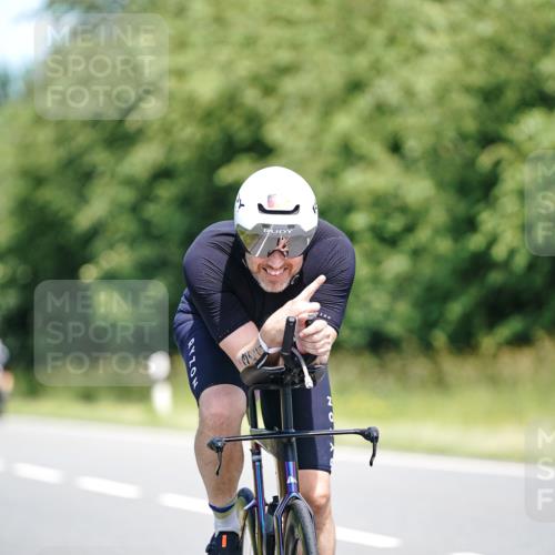 21.06.2026 - Viking Triathlon Michael Burmester http://msf.ph/oto/9878252 21.06.2026 13:07:18 Radfahren 59, 70, 345 meine-sportfotos.de