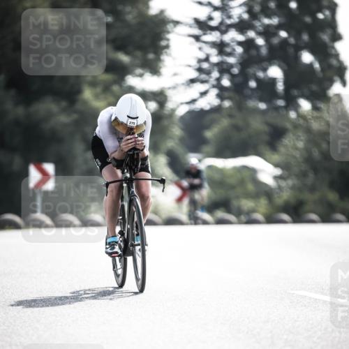 21.06.2026 - 29. Vierlanden-Triathlon H.Heesch http://msf.ph/oto/9878253 21.06.2026 09:07:22 Radfahren 60, 275 meine-sportfotos.de