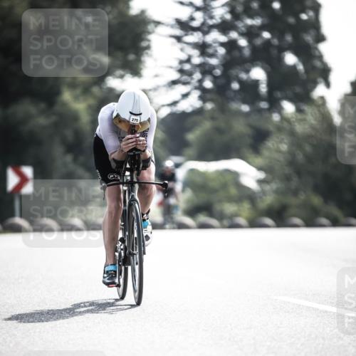 21.06.2026 - 29. Vierlanden-Triathlon H.Heesch http://msf.ph/oto/9878257 21.06.2026 09:07:22 Radfahren 60, 275 meine-sportfotos.de