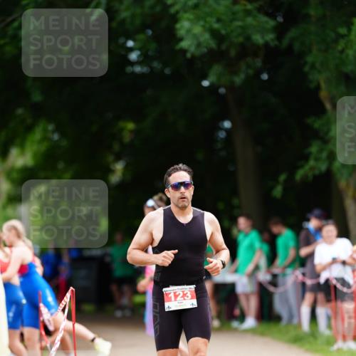 21.06.2026 - 29. Vierlanden-Triathlon LAZAROV Photography http://msf.ph/oto/9878293 21.06.2026 11:55:00 Laufen 202, 123 meine-sportfotos.de