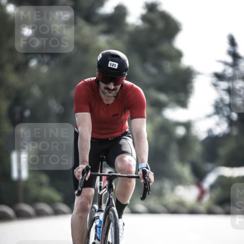 21.06.2026 - 29. Vierlanden-Triathlon H.Heesch http://msf.ph/oto/9878346 21.06.2026 09:07:38 Radfahren 121 meine-sportfotos.de