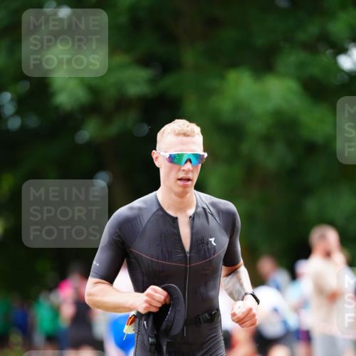 21.06.2026 - 29. Vierlanden-Triathlon LAZAROV Photography http://msf.ph/oto/9878362 21.06.2026 11:55:30 Laufen  meine-sportfotos.de