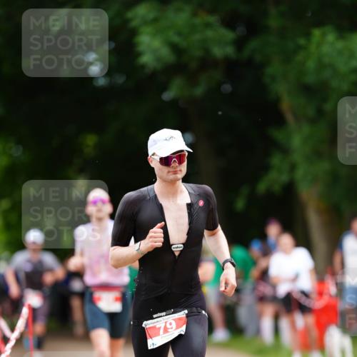 21.06.2026 - 29. Vierlanden-Triathlon LAZAROV Photography http://msf.ph/oto/9878387 21.06.2026 11:55:47 Laufen 79 meine-sportfotos.de