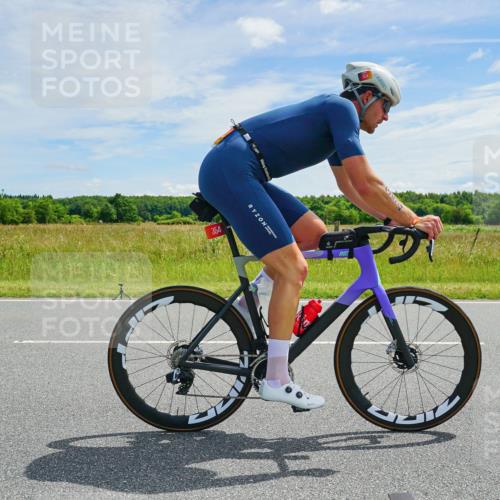 21.06.2026 - Viking Triathlon Michael Burmester http://msf.ph/oto/9878388 21.06.2026 12:17:58 Radfahren 200, 253, 285, 354, 354, 363, 404, 439, 440, 458, 461, 539, 568, 576, 604 meine-sportfotos.de