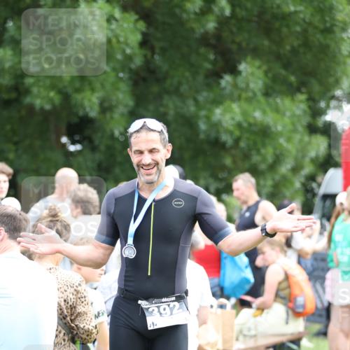21.06.2026 - 29. Vierlanden-Triathlon Andreas Tolksdorf http://msf.ph/oto/9878390 21.06.2026 11:16:10 Ziel 313, 313 meine-sportfotos.de