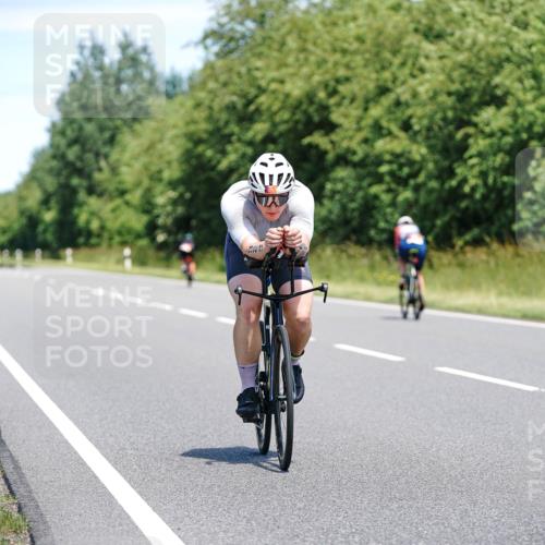 21.06.2026 - Viking Triathlon Michael Burmester http://msf.ph/oto/9878435 21.06.2026 13:07:50 Radfahren 143, 329, 538, 577, 650 meine-sportfotos.de