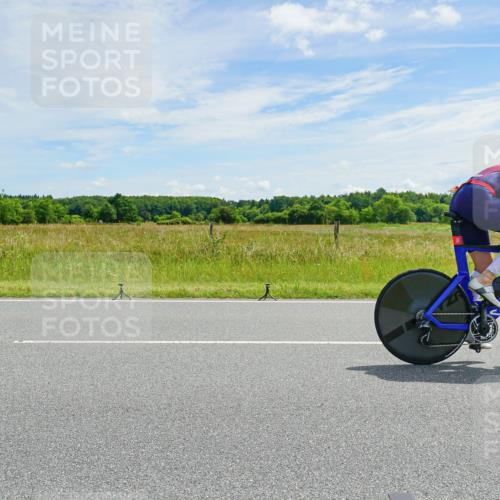 21.06.2026 - Viking Triathlon Michael Burmester http://msf.ph/oto/9878472 21.06.2026 12:18:56 Radfahren 31, 52, 80, 170, 217, 233, 323, 325, 371, 452, 496, 516 meine-sportfotos.de